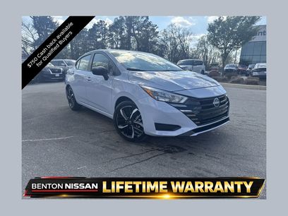 New 2025 Nissan Versa SR w/ Trunk Package