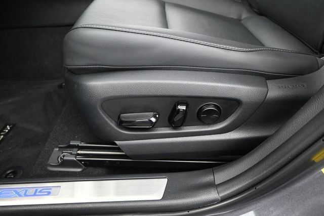 Used 2024 Lexus UX 250h F Sport FWD image 12