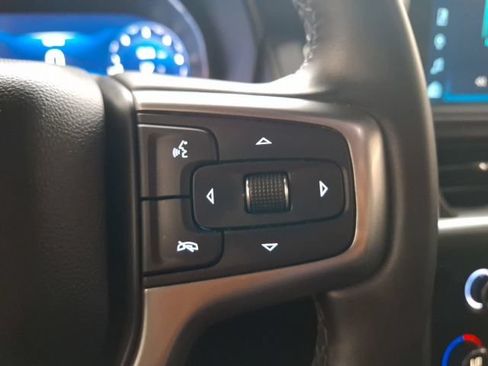 Used 2024 Chevrolet Tahoe Z71 w/ Luxury Package AWD/4WD image 24