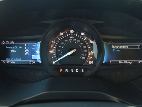 Used 2022 Ford Edge Titanium w/ Class II Trailer Tow Package AWD/4WD image 28