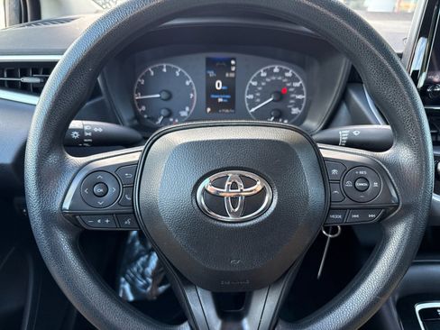 Used 2025 Toyota Corolla LE FWD image 20