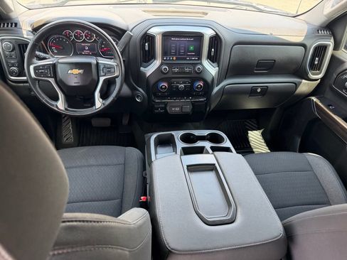 Used 2021 Chevrolet Silverado 1500 LT AWD/4WD image 23