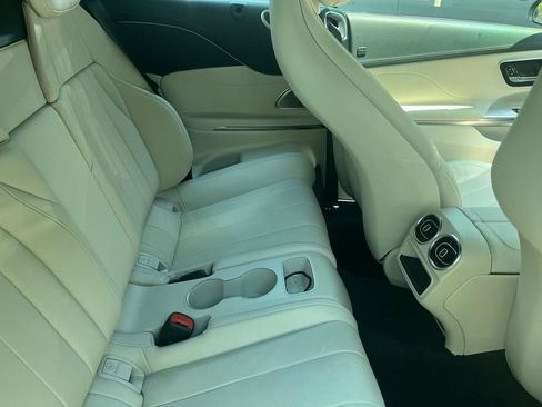 Certified 2024 Mercedes-Benz CLE 300 4MATIC Cabriolet image 10