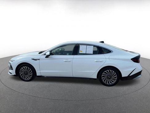 Used 2025 Hyundai Sonata SEL FWD image 8