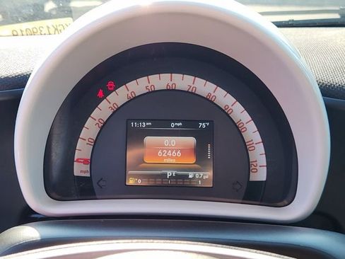 Used 2016 smart fortwo Prime image 26