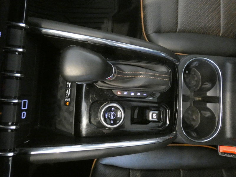 Used 2023 GMC Canyon AT4 w/ AT4 Premium Package AWD/4WD image 16