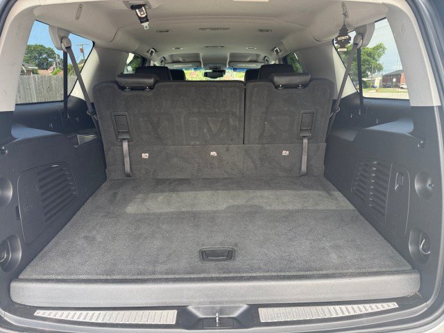 Used 2018 Chevrolet Suburban LT AWD/4WD image 16