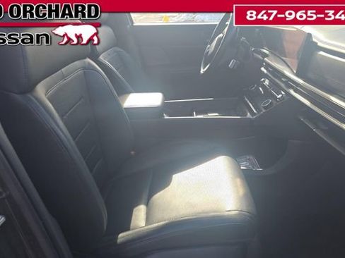 Used 2024 Hyundai Santa Fe Calligraphy AWD/4WD image 8