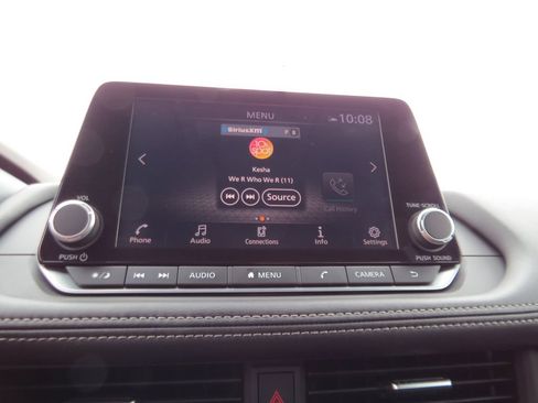 Used 2023 Nissan Rogue SV w/ SV Premium B Package FWD image 24