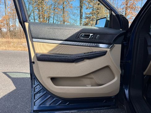 Used 2016 Ford Explorer 4WD image 21