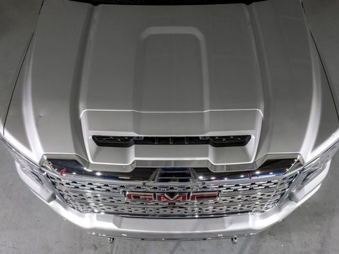 Used 2021 GMC Sierra 2500 Denali w/ Denali Ultimate Package image 40