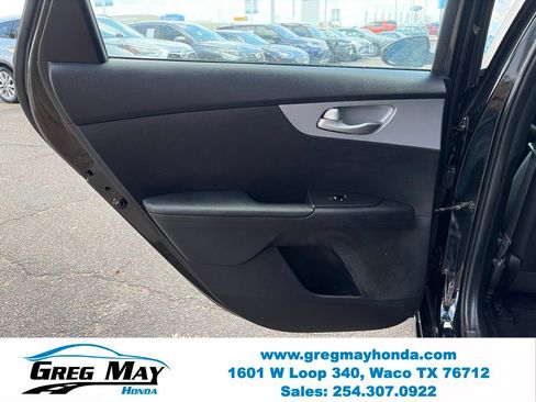 Used 2023 Kia Forte LXS FWD image 16