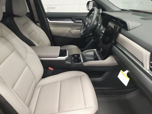 New 2026 GMC Terrain Elevation w/ Elevation Premium Package image 7