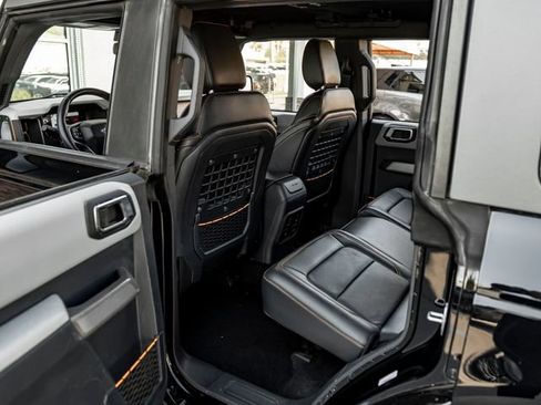 Used 2023 Ford Bronco Badlands AWD/4WD image 30
