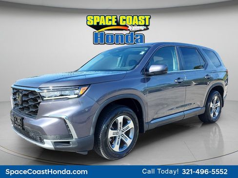 Used 2024 Honda Pilot EX-L image 10