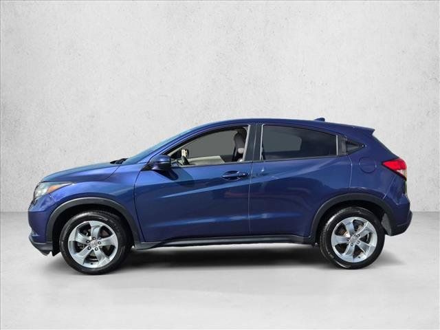 Used 2017 Honda HR-V EX image 9