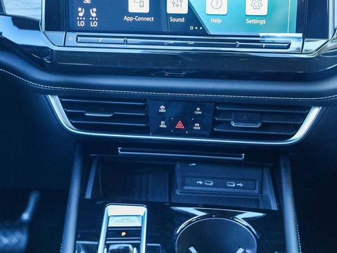 New 2026 Volkswagen Atlas SE image 22