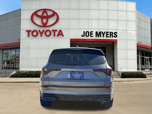 Used 2024 Acura MDX A-Spec image 5