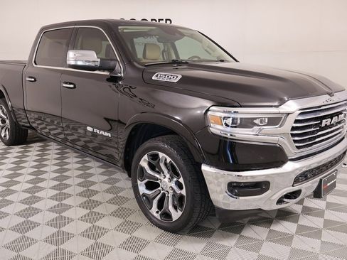 Used 2019 RAM 1500 Limited image 1