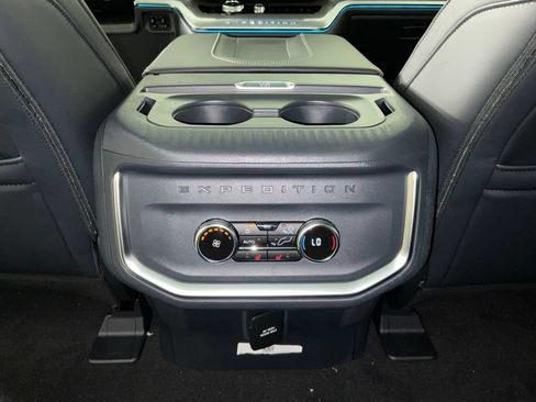 New 2027 Ford Expedition Platinum w/ Driver's Package AWD/4WD image 19