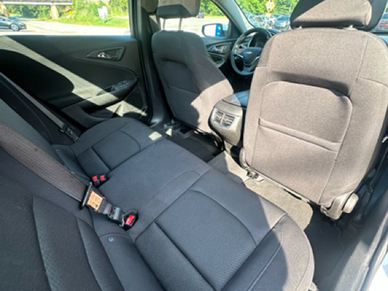 Used 2024 Chevrolet Malibu LT FWD image 21
