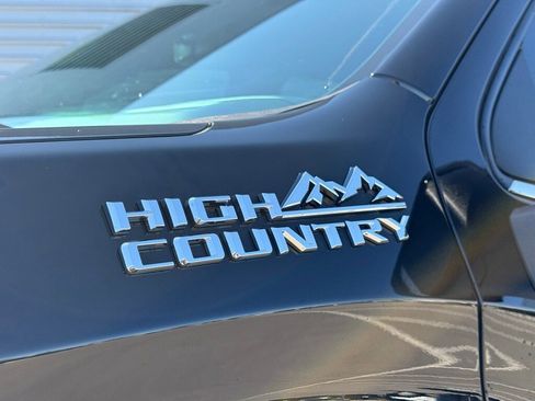 Used 2019 Chevrolet Silverado 1500 High Country w/ Technology Package image 16