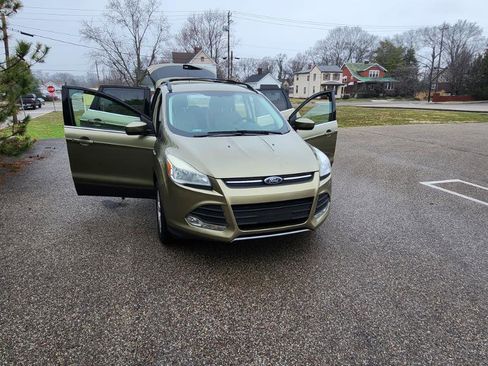 Used 2013 Ford Escape SE image 15