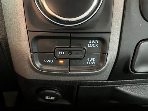 Used 2016 RAM 1500 ST w/ SXT Appearance Group AWD/4WD image 28