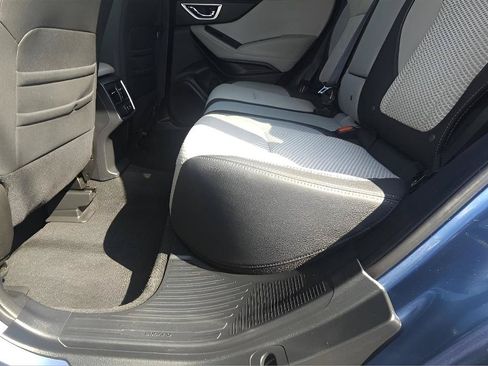 Used 2022 Subaru Forester Premium AWD/4WD image 24