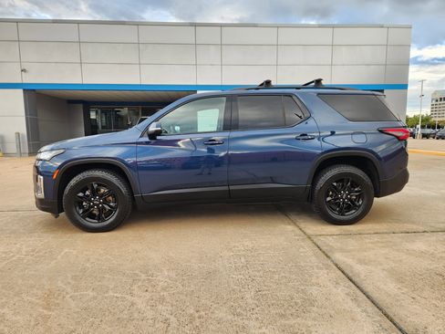 Certified 2022 Chevrolet Traverse LT image 5