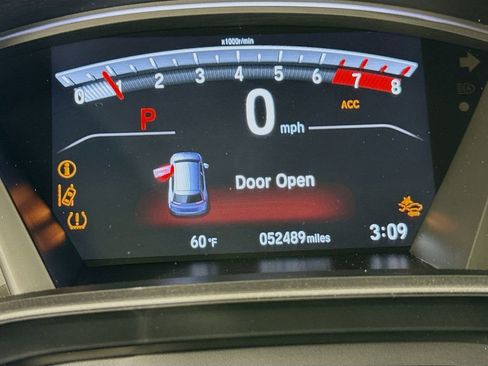 Used 2020 Honda CR-V Touring image 13