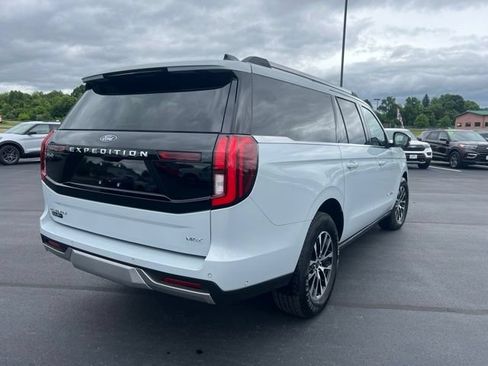 Used 2025 Ford Expedition Max Platinum AWD/4WD image 7
