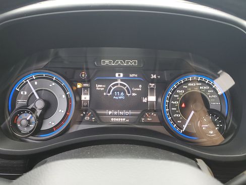 Used 2022 RAM 3500 Limited image 18