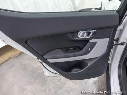 Used 2022 Polestar Polestar 2 w/ Performance Package image 23