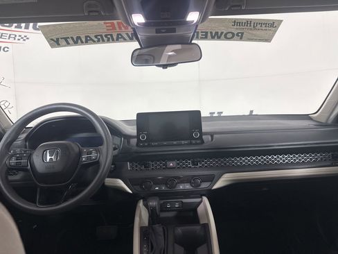 Used 2025 Honda Accord LX image 21