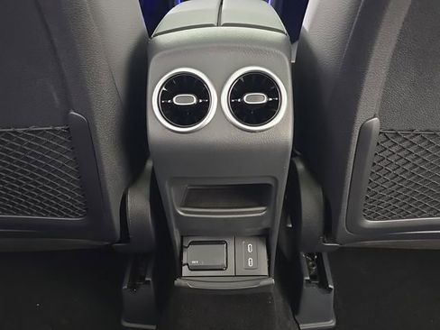 New 2026 Mercedes-Benz GLB 250 4MATIC image 26