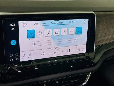 Used 2024 Volkswagen Atlas SEL image 23