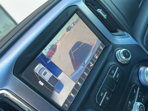 Used 2019 GMC Sierra 1500 SLT w/ SLT Premium Plus Package image 2