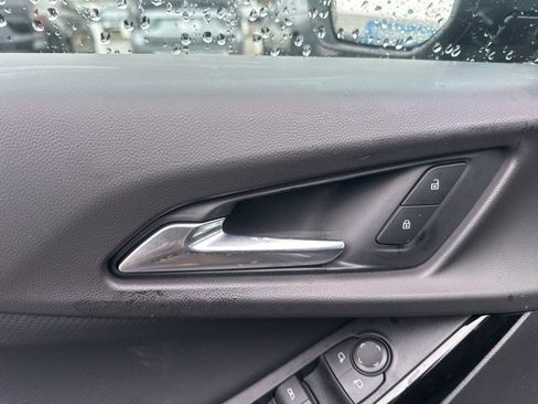 New 2026 Chevrolet Equinox LT image 12