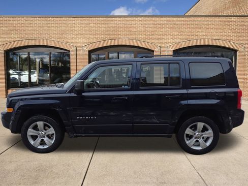 Used 2017 Jeep Patriot Latitude image 7