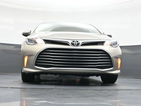 Used 2016 Toyota Avalon XLE Premium FWD image 37