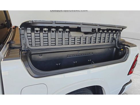 Used 2021 RAM 1500 Laramie AWD/4WD image 20