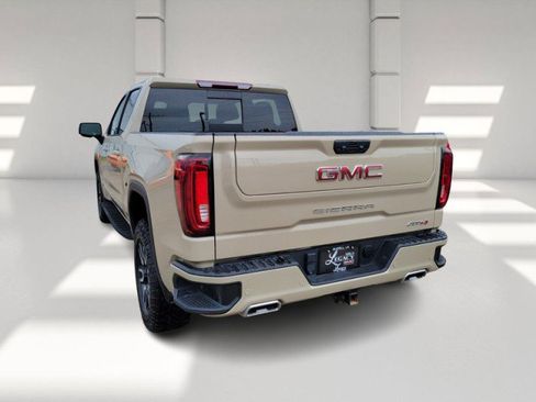 Used 2023 GMC Sierra 1500 AT4 w/ AT4 Premium Package image 5