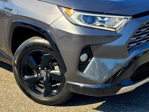 Certified 2020 Toyota RAV4 XSE w/ XSE Grade Weather Package AWD/4WD image 3