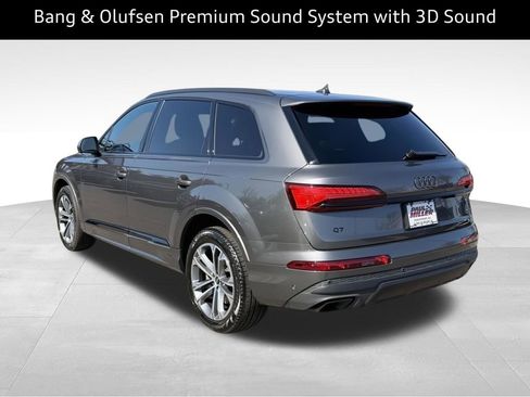 Used 2025 Audi Q7 2.0T Premium w/ Convenience Plus Package AWD/4WD image 5