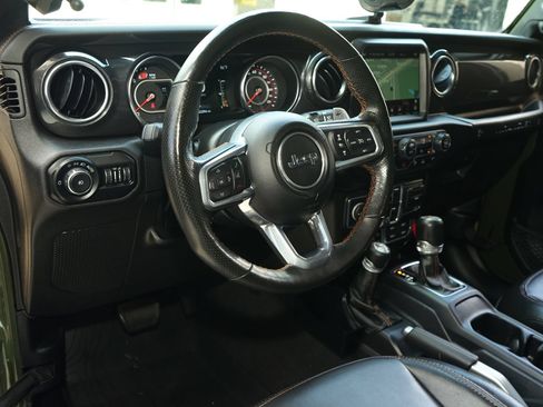 Used 2021 Jeep Wrangler Unlimited Rubicon w/ Trailer Tow Package AWD/4WD image 2