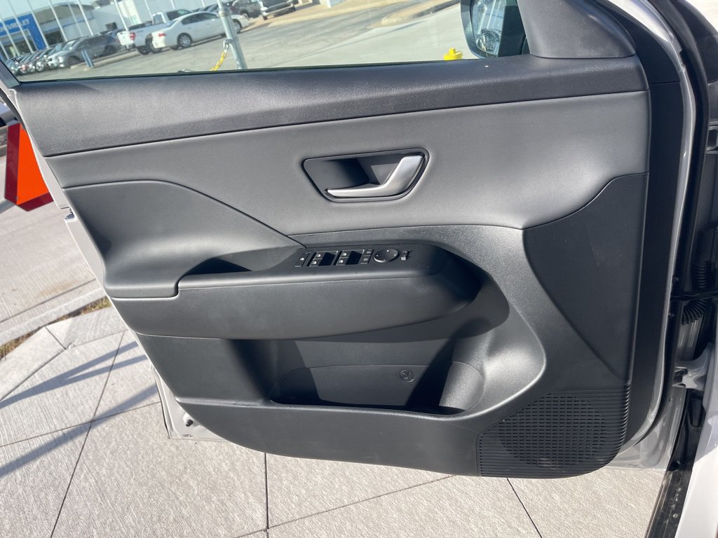 New 2026 Hyundai Kona SEL Premium AWD/4WD image 28