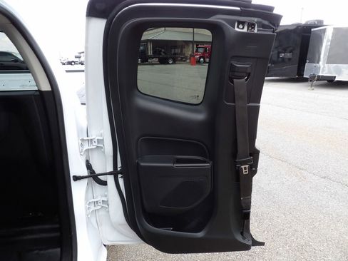 Used 2022 Chevrolet Colorado LT w/ Fleet Safety Package image 27