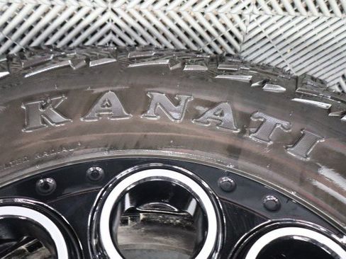 Used 2017 Ford F250 Lariat w/ Chrome Package AWD/4WD image 96