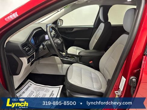 Used 2023 Ford Escape Active AWD/4WD image 5